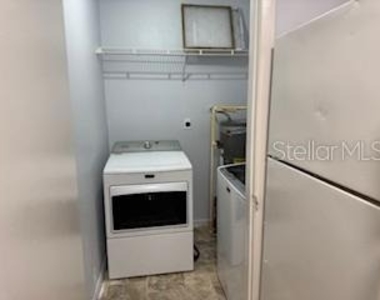 3034 Parkway Blvd - Photo Thumbnail 11