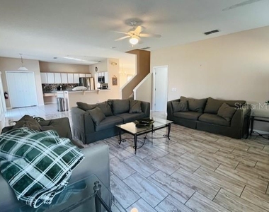 439 Bloomingdale Drive - Photo Thumbnail 11