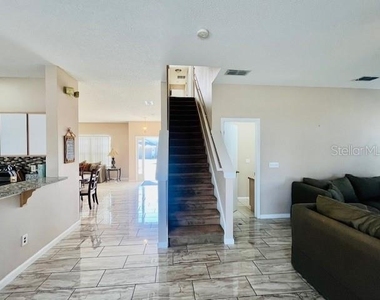 439 Bloomingdale Drive - Photo Thumbnail 28