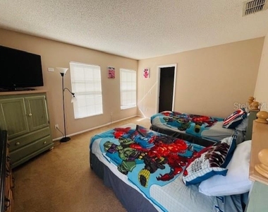 439 Bloomingdale Drive - Photo Thumbnail 24