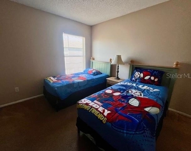 439 Bloomingdale Drive - Photo Thumbnail 12
