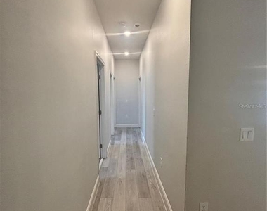 423 Churchill Court - Photo Thumbnail 5