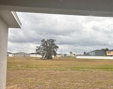 423 Churchill Court - Photo Thumbnail 17