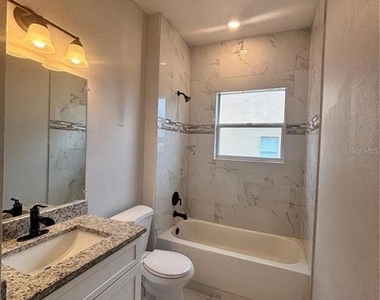 423 Churchill Court - Photo Thumbnail 14