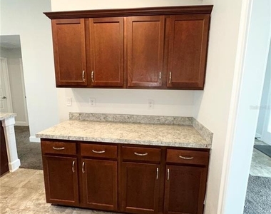 430 Big Sioux Ct - Photo Thumbnail 3