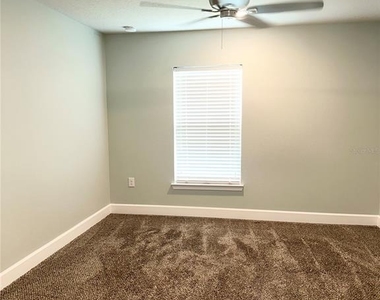 430 Big Sioux Ct - Photo Thumbnail 4