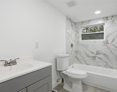 1605 8th Street - Photo Thumbnail 18