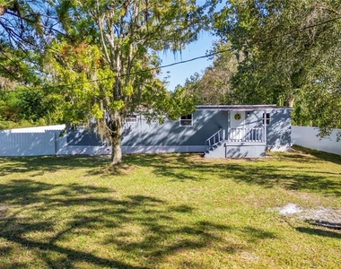 1605 8th Street - Photo Thumbnail 1