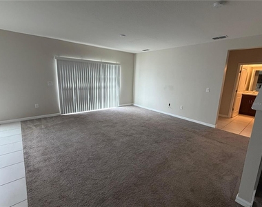 564 Meadow Bend Drive - Photo Thumbnail 2