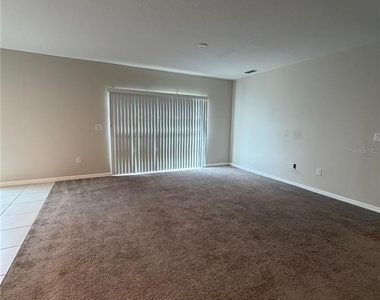 564 Meadow Bend Drive - Photo Thumbnail 17