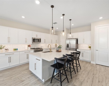 4342 Nw 55th Court - Photo Thumbnail 13