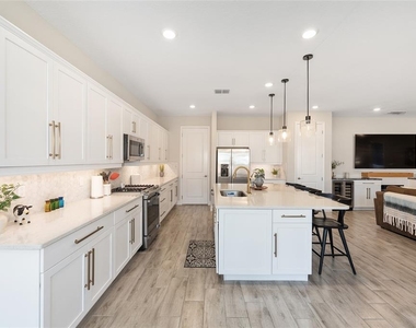 4342 Nw 55th Court - Photo Thumbnail 14