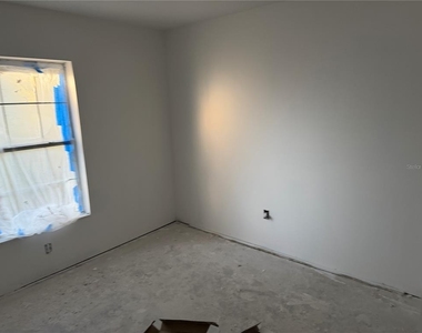 5907 Nw 64th Street - Photo Thumbnail 1