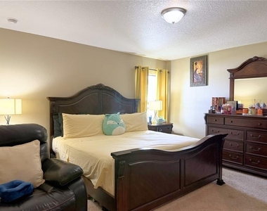 35901 Joewood Avenue - Photo Thumbnail 9