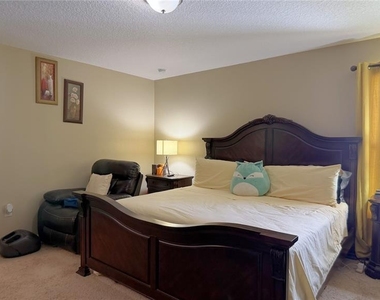 35901 Joewood Avenue - Photo Thumbnail 10