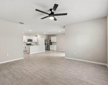 25222 Cadiz Drive - Photo Thumbnail 18