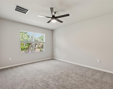 25222 Cadiz Drive - Photo Thumbnail 20