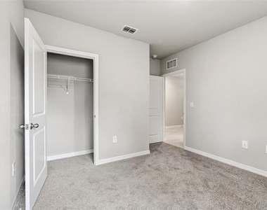 25222 Cadiz Drive - Photo Thumbnail 16