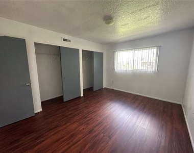 1000 Lake Of The Woods Boulevard - Photo Thumbnail 8