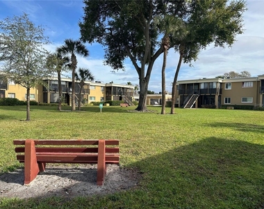 1000 Lake Of The Woods Boulevard - Photo Thumbnail 4