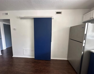 1000 Lake Of The Woods Boulevard - Photo Thumbnail 6