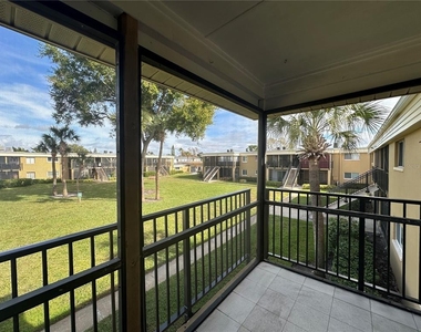 1000 Lake Of The Woods Boulevard - Photo Thumbnail 6