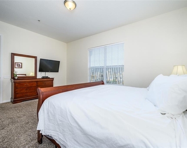 4804 Cayview Avenue - Photo Thumbnail 30