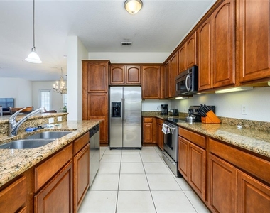 4804 Cayview Avenue - Photo Thumbnail 13