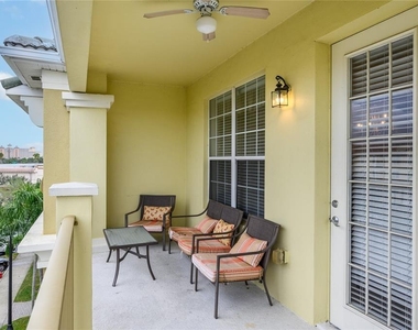 4804 Cayview Avenue - Photo Thumbnail 3
