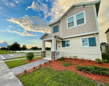 1543 Cross Prairie Parkway - Photo Thumbnail 1