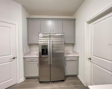 1543 Cross Prairie Parkway - Photo Thumbnail 17