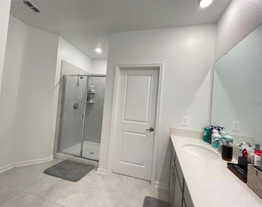 1543 Cross Prairie Parkway - Photo Thumbnail 38