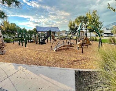 1543 Cross Prairie Parkway - Photo Thumbnail 8