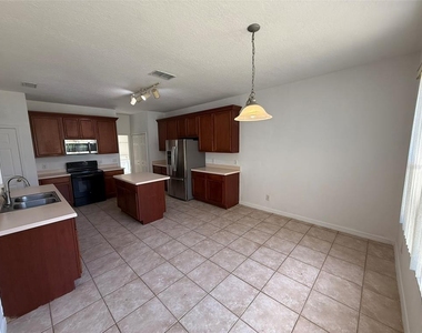 2616 Plumberry Avenue - Photo Thumbnail 2