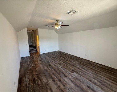 2616 Plumberry Avenue - Photo Thumbnail 14