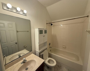 2616 Plumberry Avenue - Photo Thumbnail 15