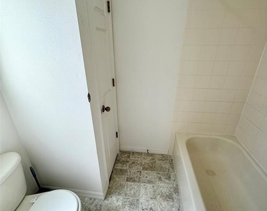2616 Plumberry Avenue - Photo Thumbnail 6