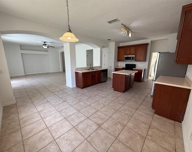 2616 Plumberry Avenue - Photo Thumbnail 3