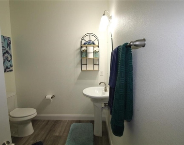 821 Land Avenue - Photo Thumbnail 17