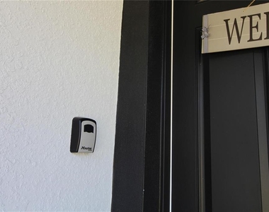 821 Land Avenue - Photo Thumbnail 26