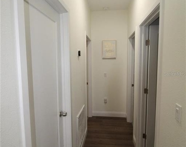 821 Land Avenue - Photo Thumbnail 23