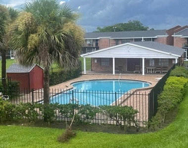 1432 Holden Avenue - Photo Thumbnail 6