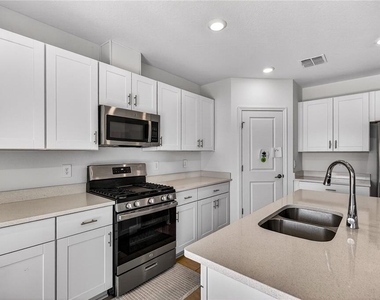 9633 Rampart Road - Photo Thumbnail 7