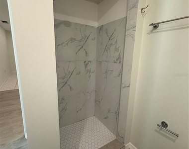 2118 Michele Drive - Photo Thumbnail 13
