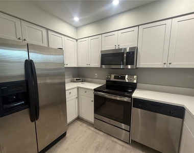 2118 Michele Drive - Photo Thumbnail 6