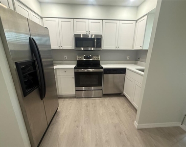2118 Michele Drive - Photo Thumbnail 2