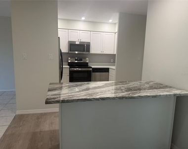2118 Michele Drive - Photo Thumbnail 5