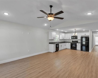 1246 Dorothy Street - Photo Thumbnail 1