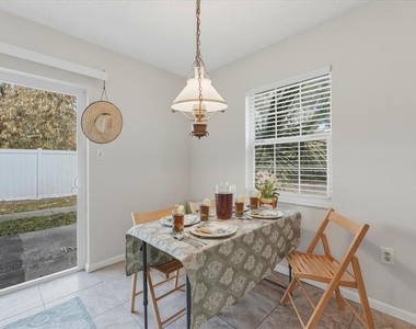 740 E Pearl Street - Photo Thumbnail 5