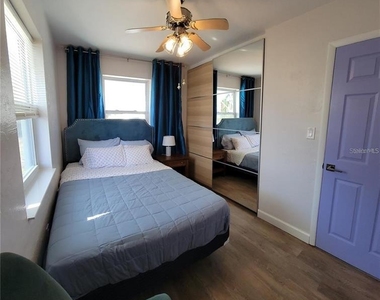 8134 Aero Avenue - Photo Thumbnail 8